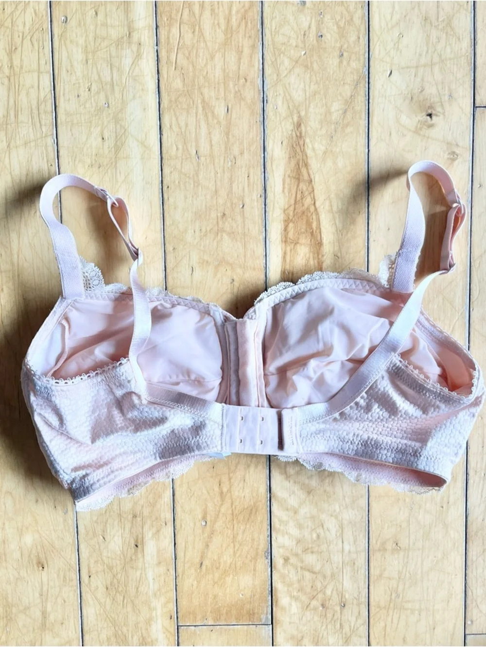 Amoena Lace Lightly Padded Beige Blush Pink (34DD) - Picture 4 of 6